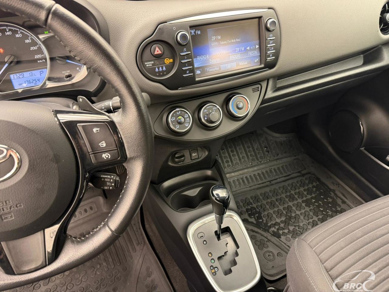 Toyota Yaris | 10