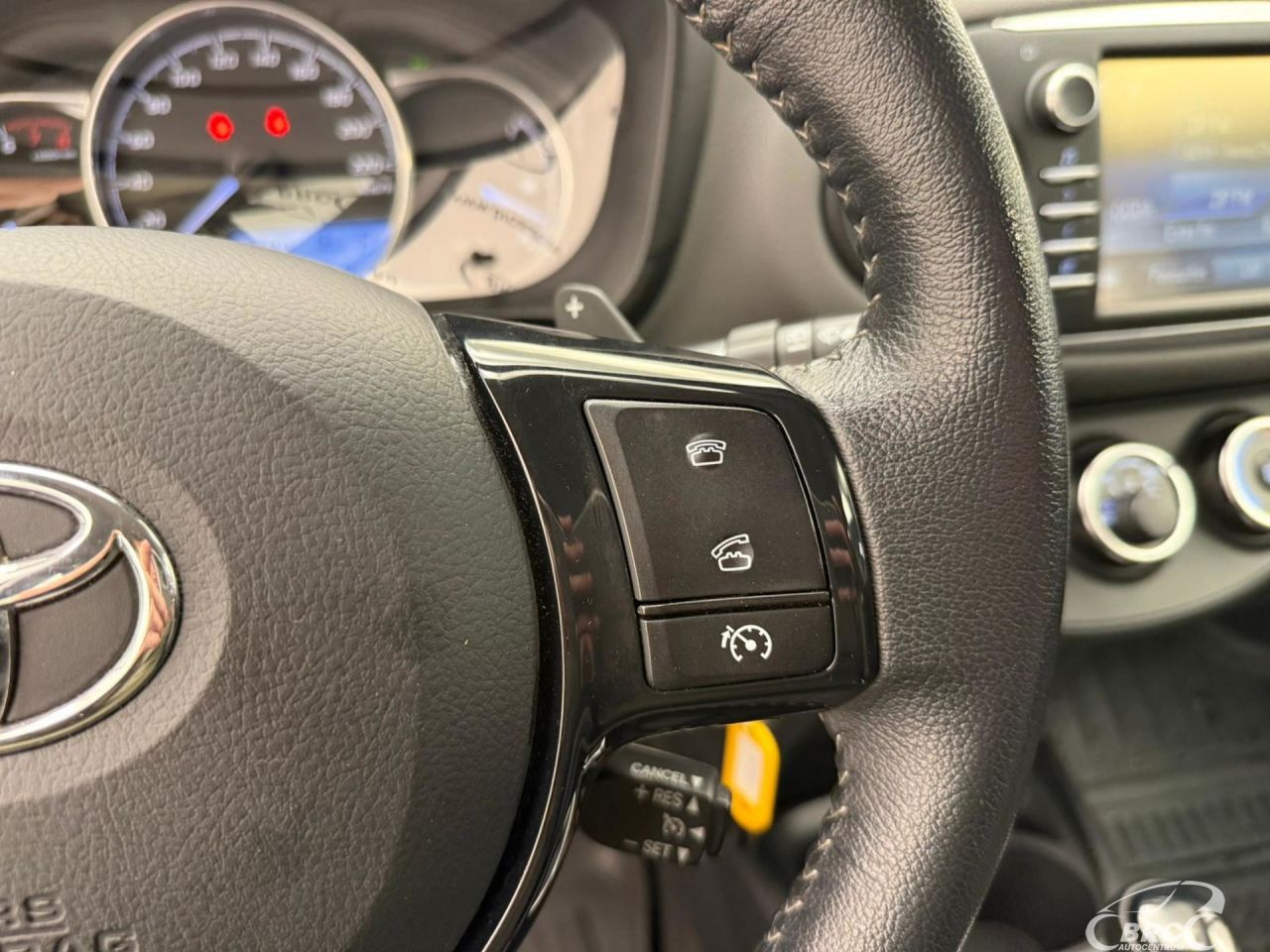 Toyota Yaris | 23