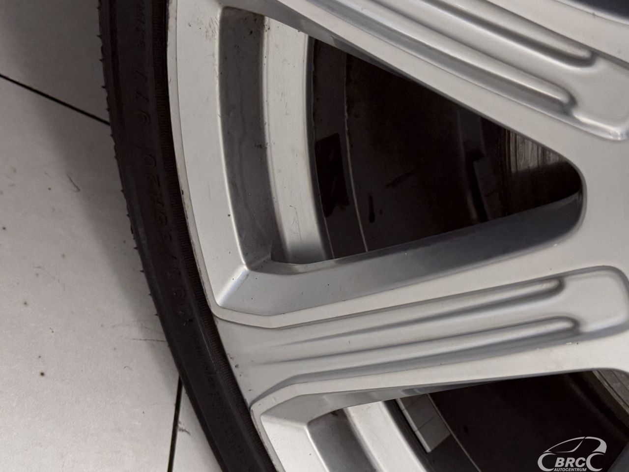 Volvo S90 | 43