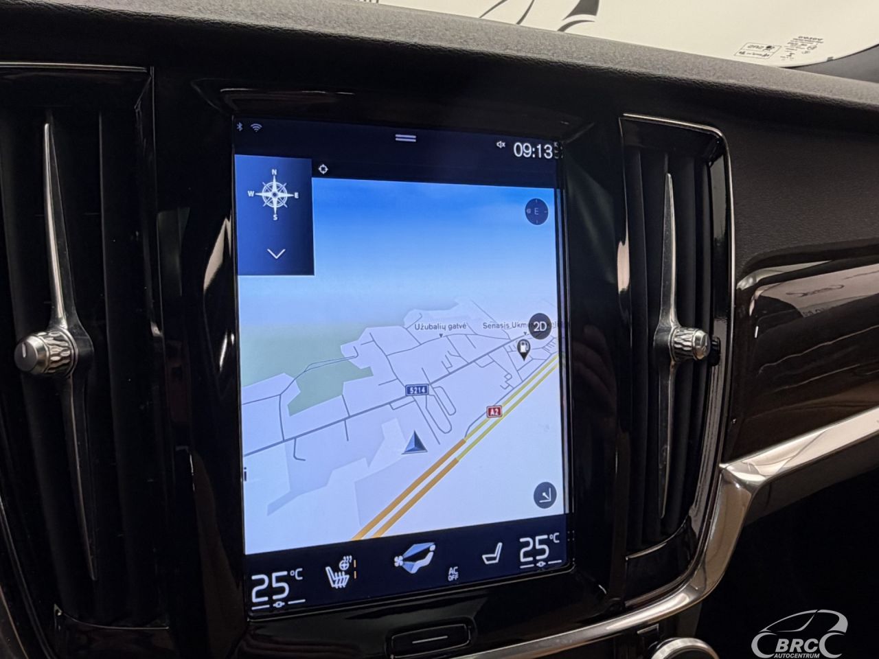 Volvo S90 | 33