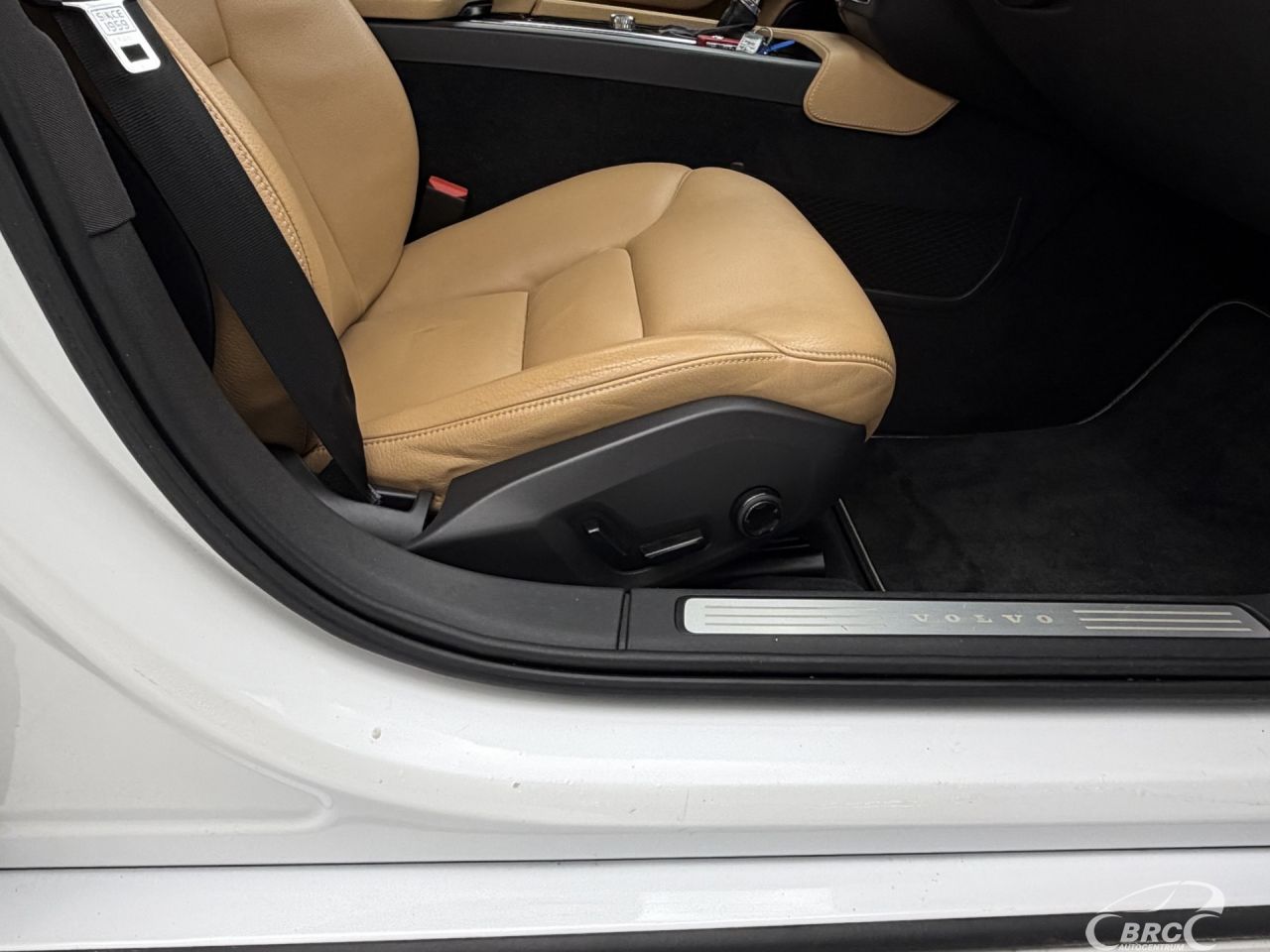 Volvo S90 | 5