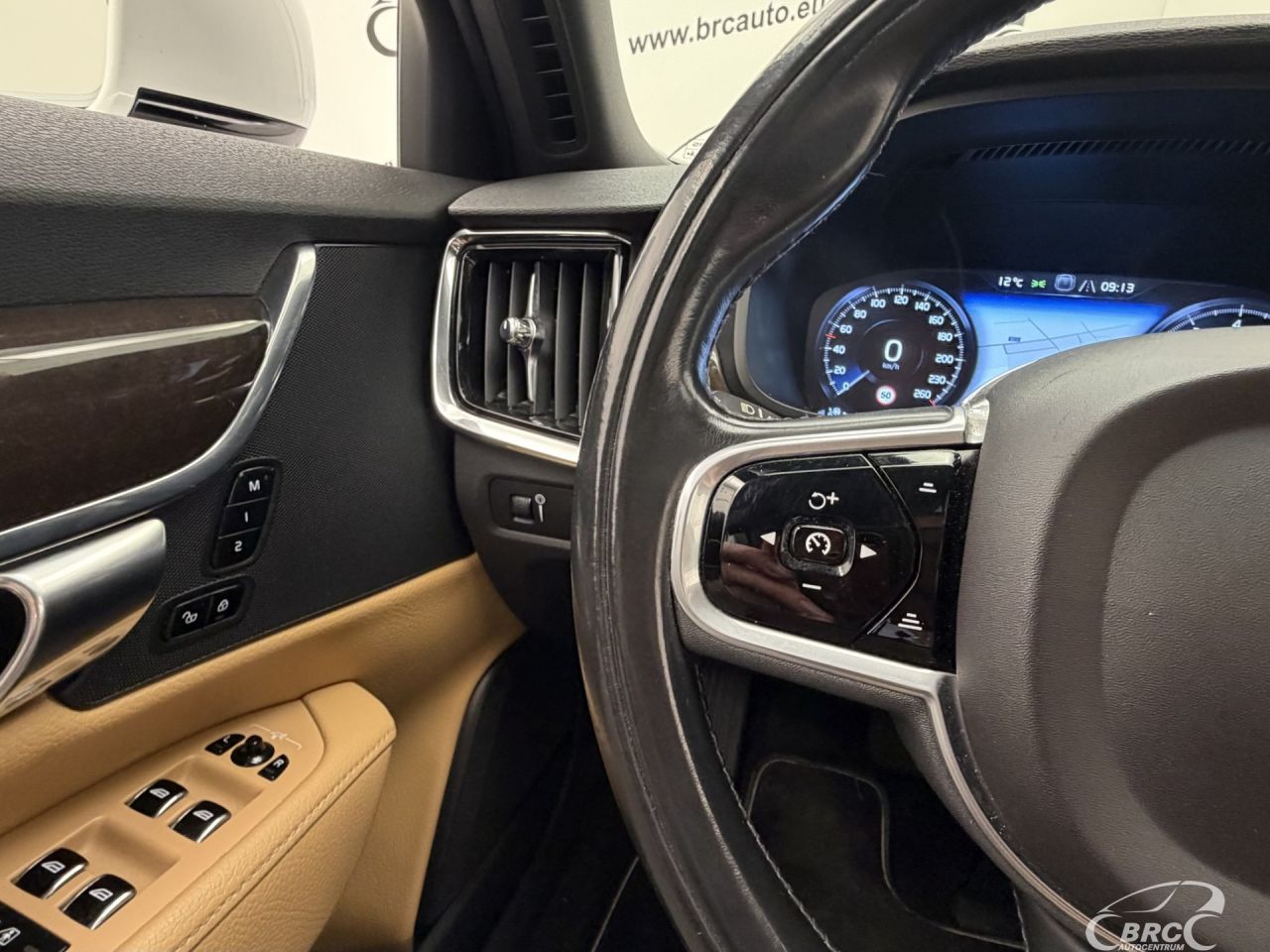 Volvo S90 | 31