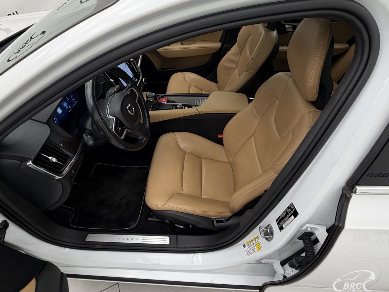 Volvo S90 | 22
