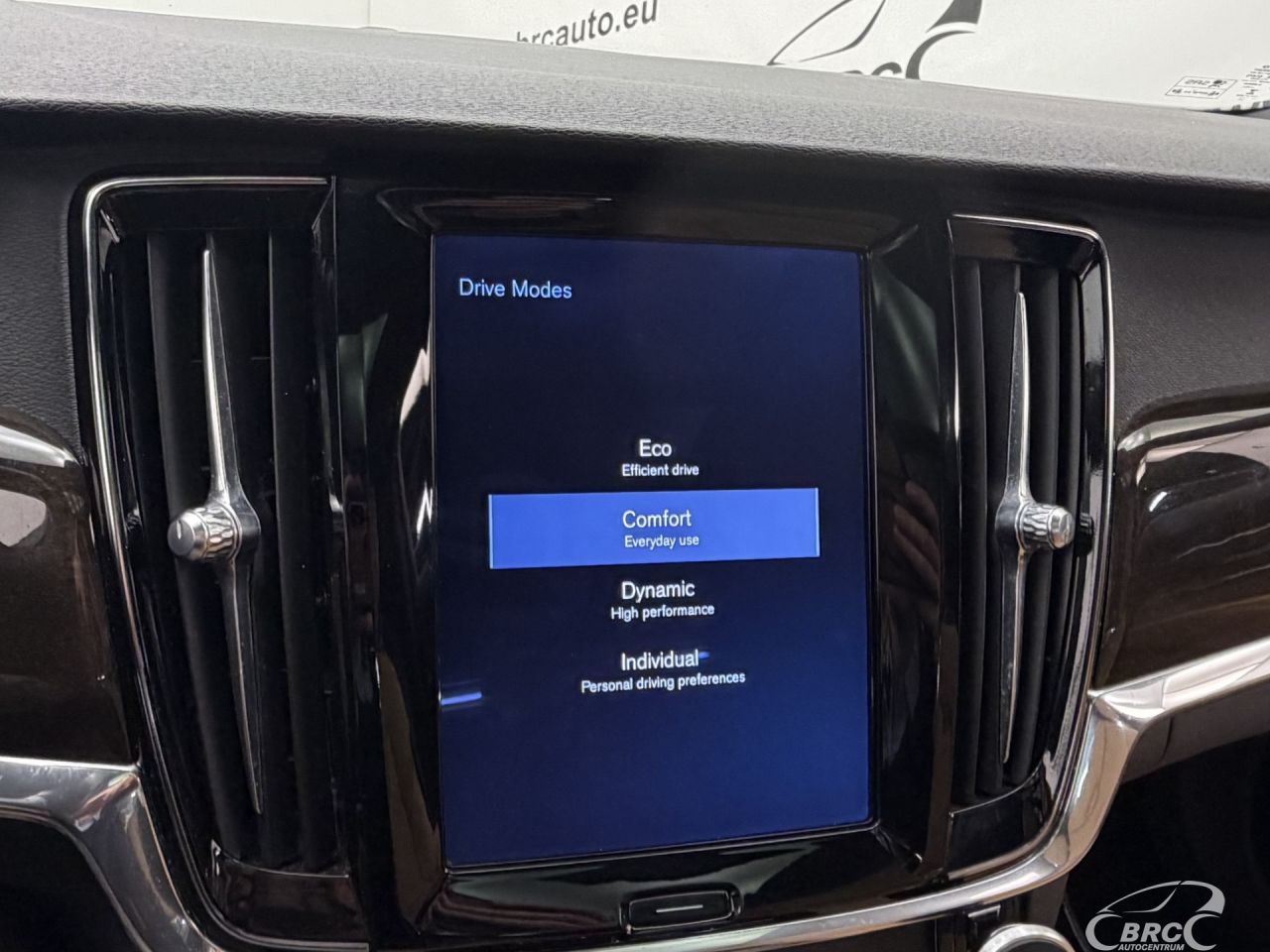 Volvo S90 | 36