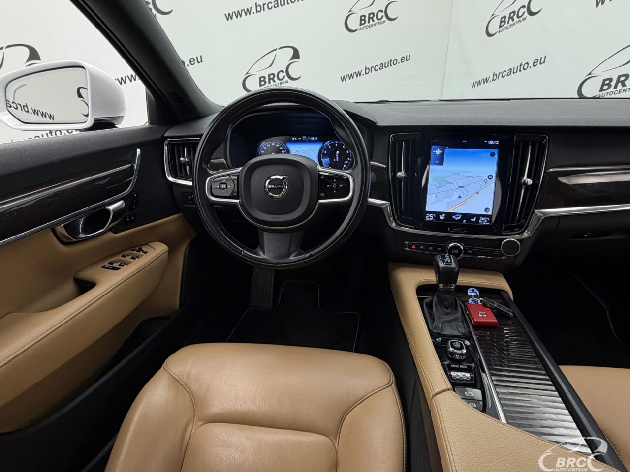 Volvo S90 | 16