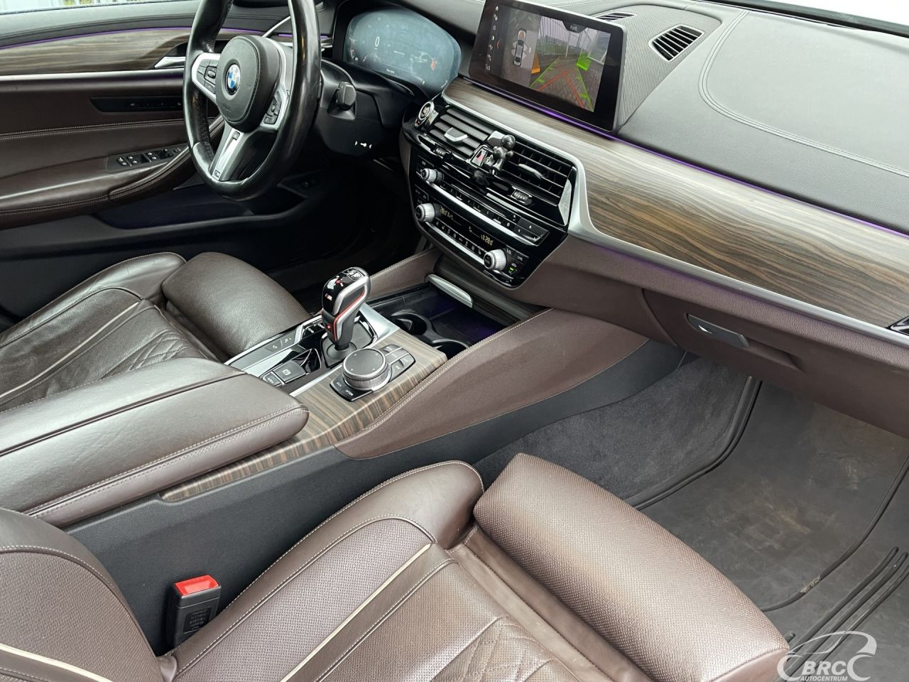 BMW M550 | 5