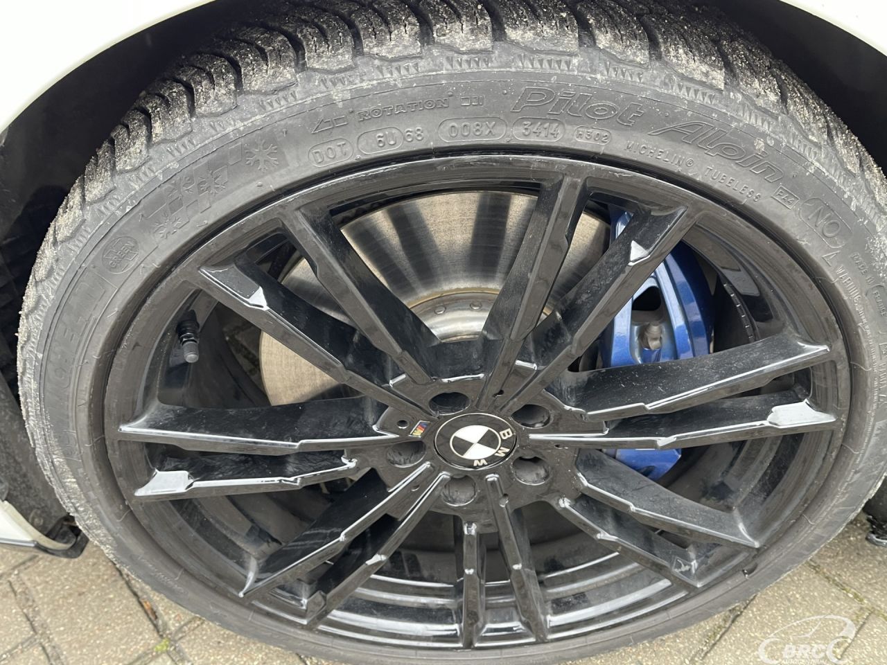 BMW M550 | 44