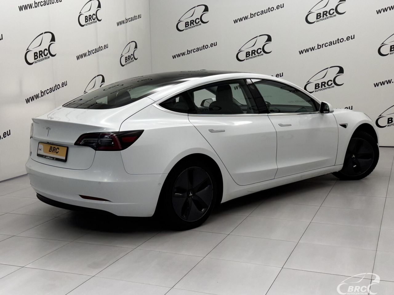 Tesla Model 3 | 1