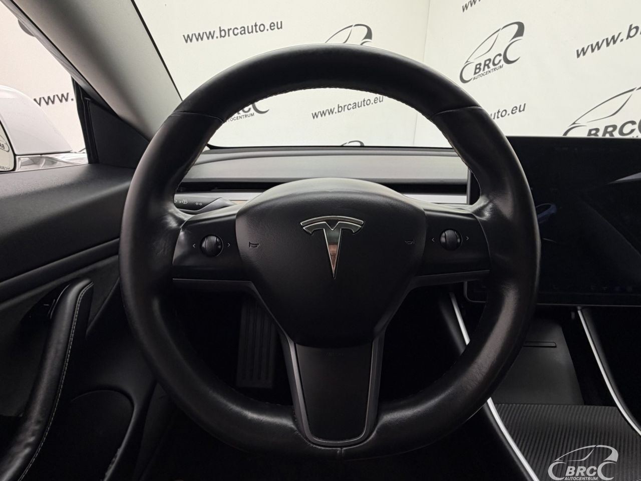 Tesla Model 3 | 23