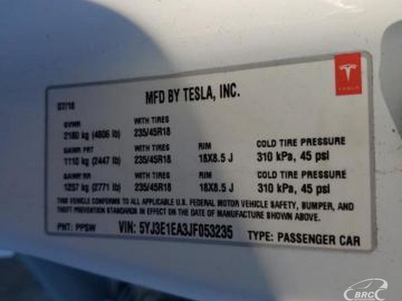 Tesla Model 3 | 32