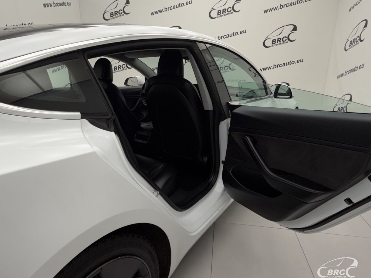 Tesla Model 3 | 12