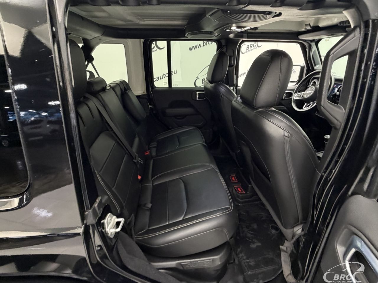 Jeep Wrangler | 10