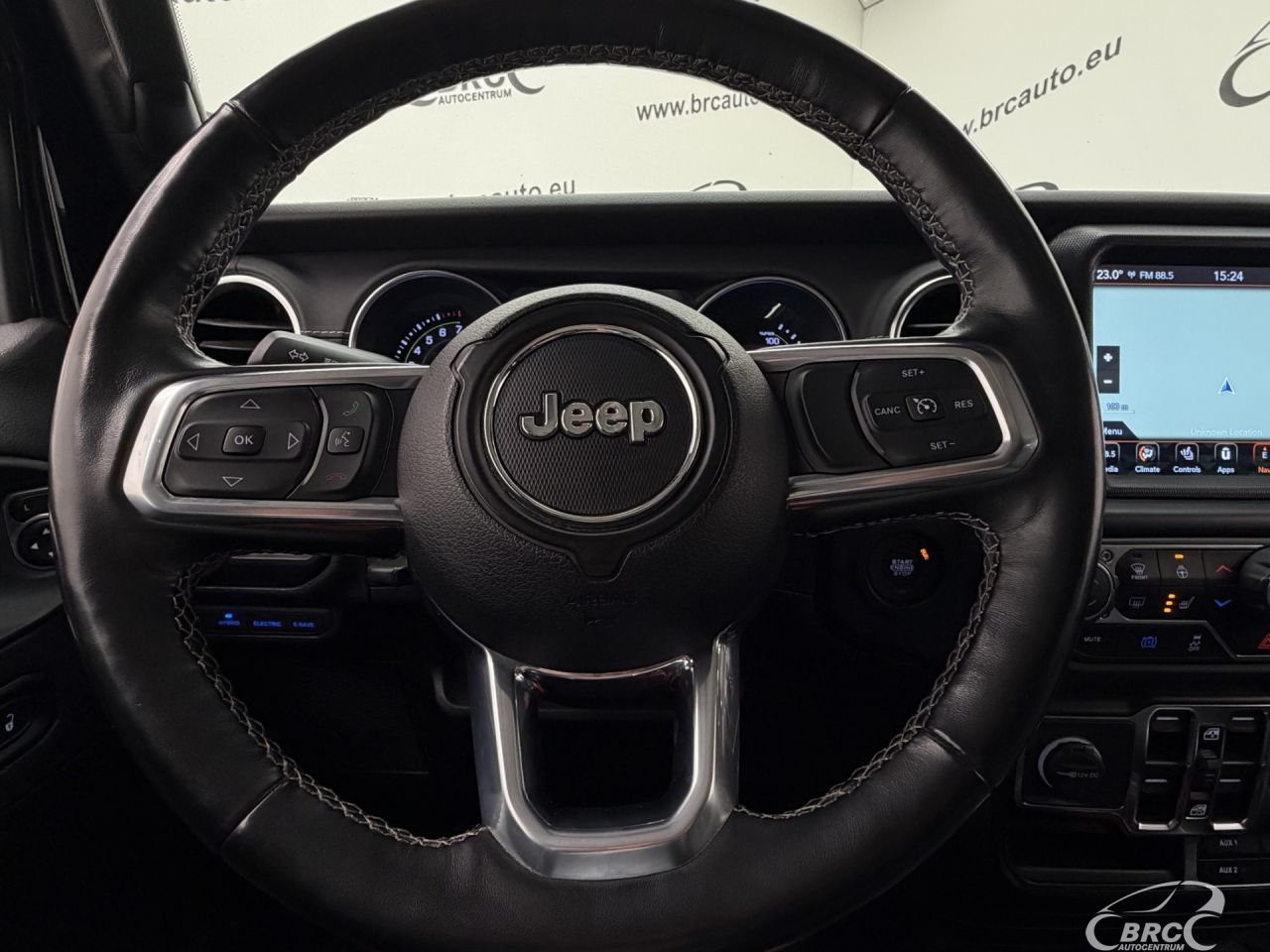 Jeep Wrangler | 28