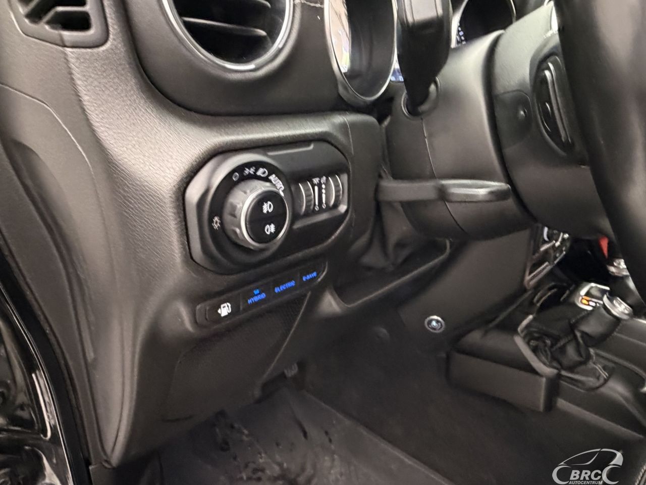 Jeep Wrangler | 24