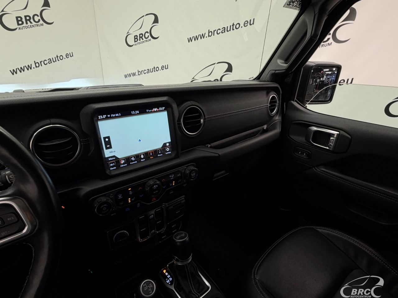 Jeep Wrangler | 27