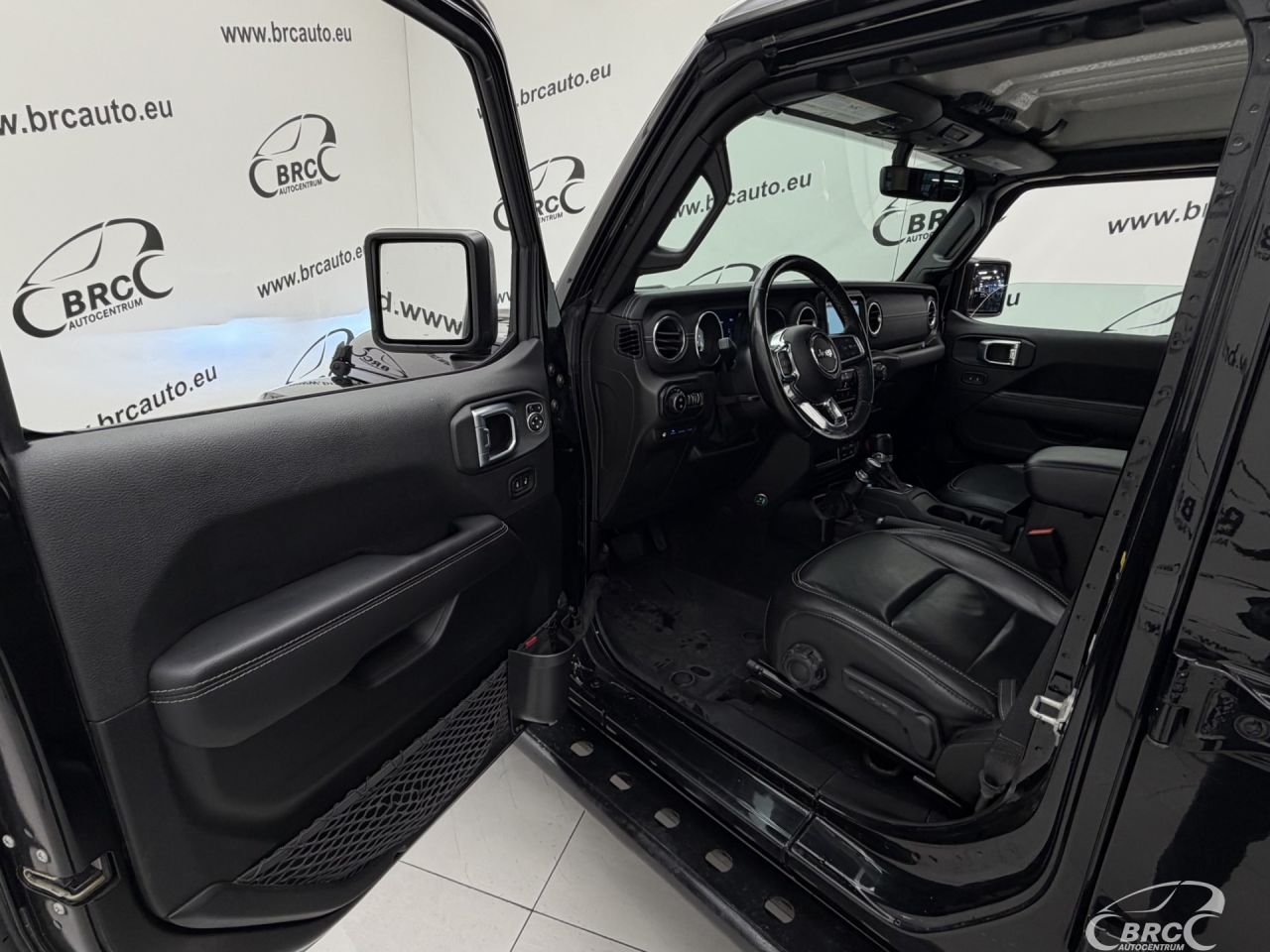 Jeep Wrangler | 17