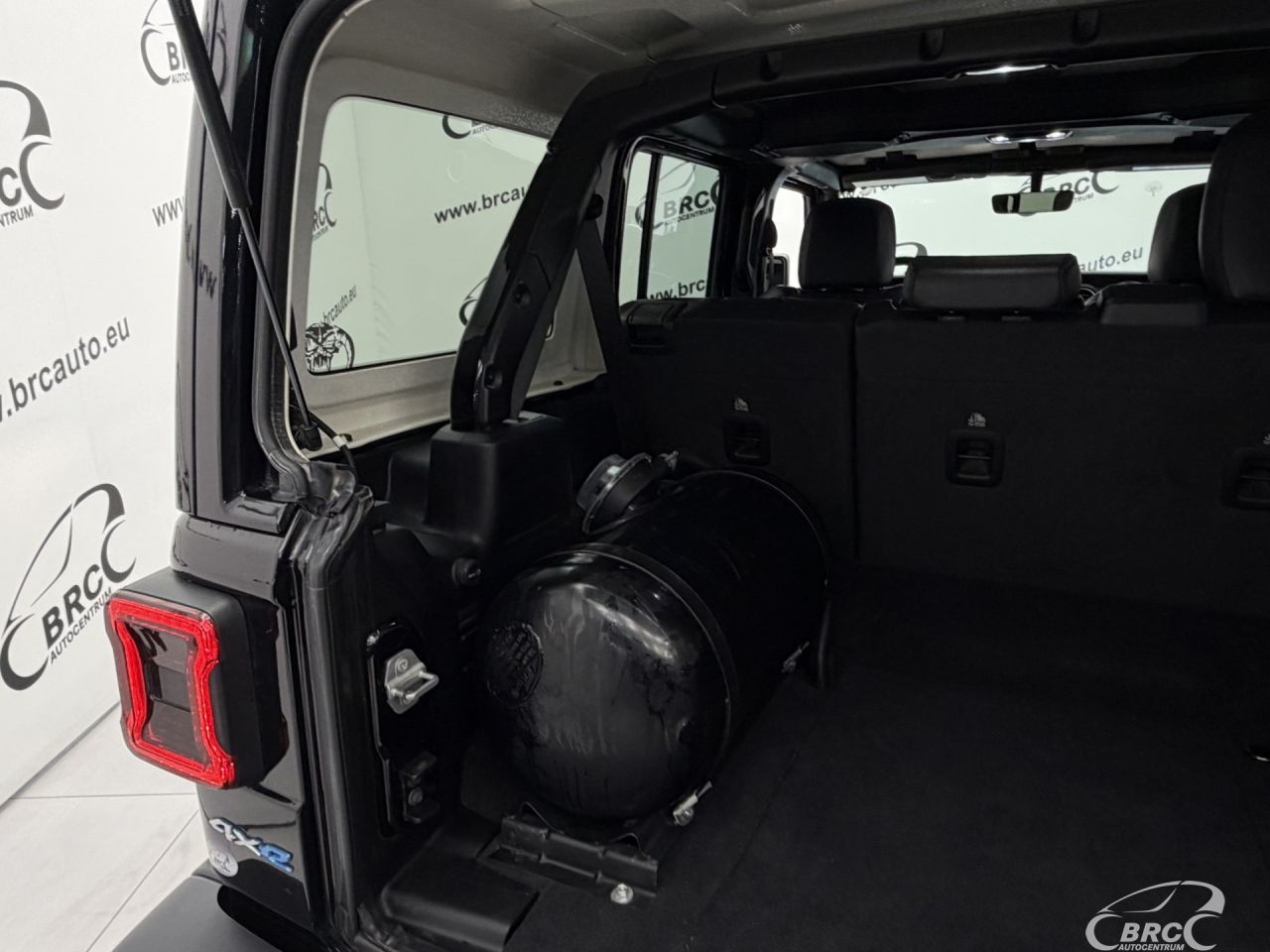 Jeep Wrangler | 45