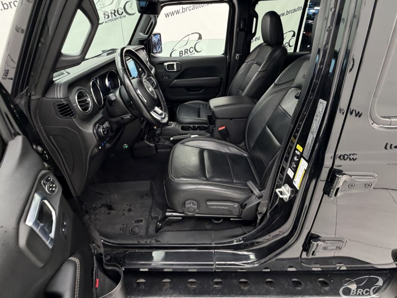 Jeep Wrangler | 19