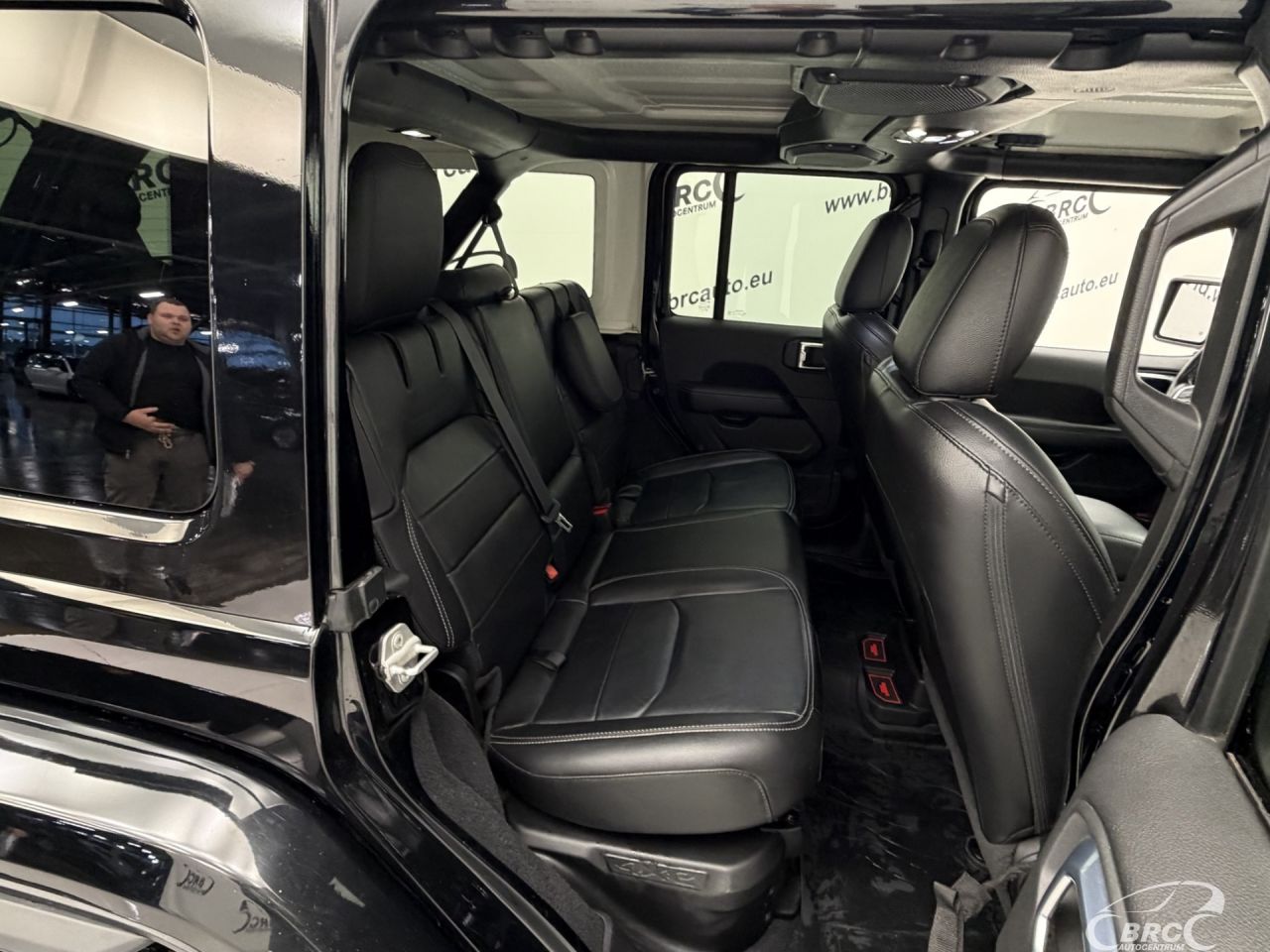Jeep Wrangler | 11
