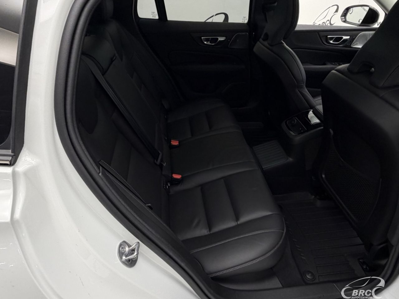 Volvo V60 | 11