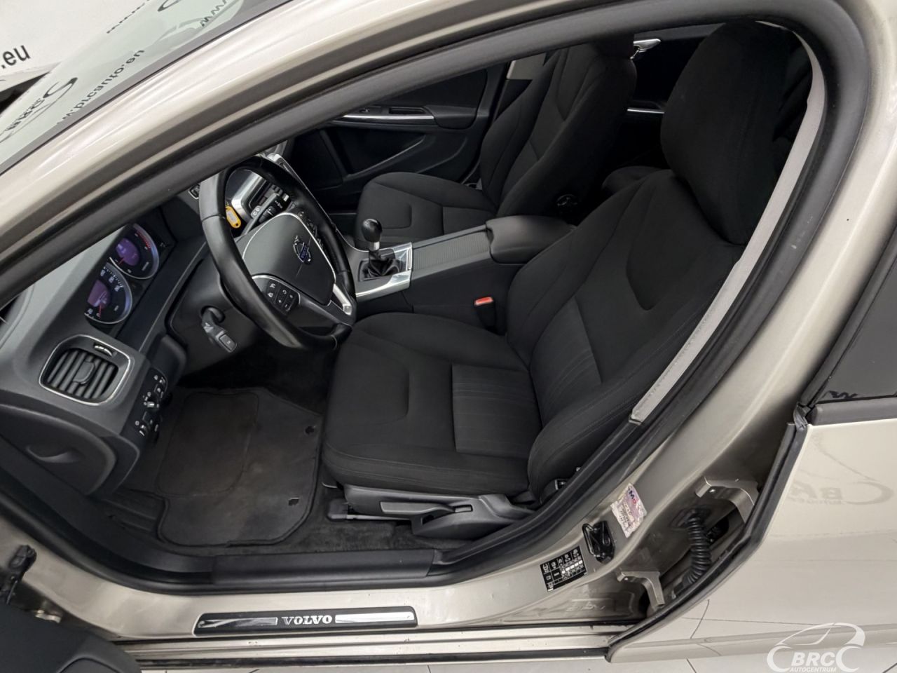 Volvo V60 | 19