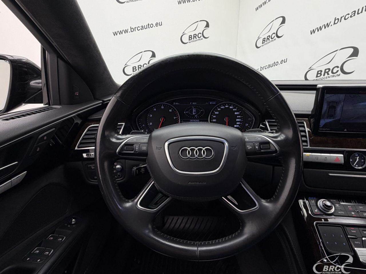 Audi A8 | 32