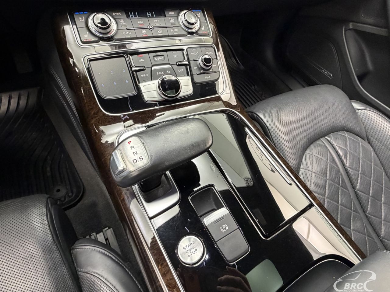 Audi A8 | 30