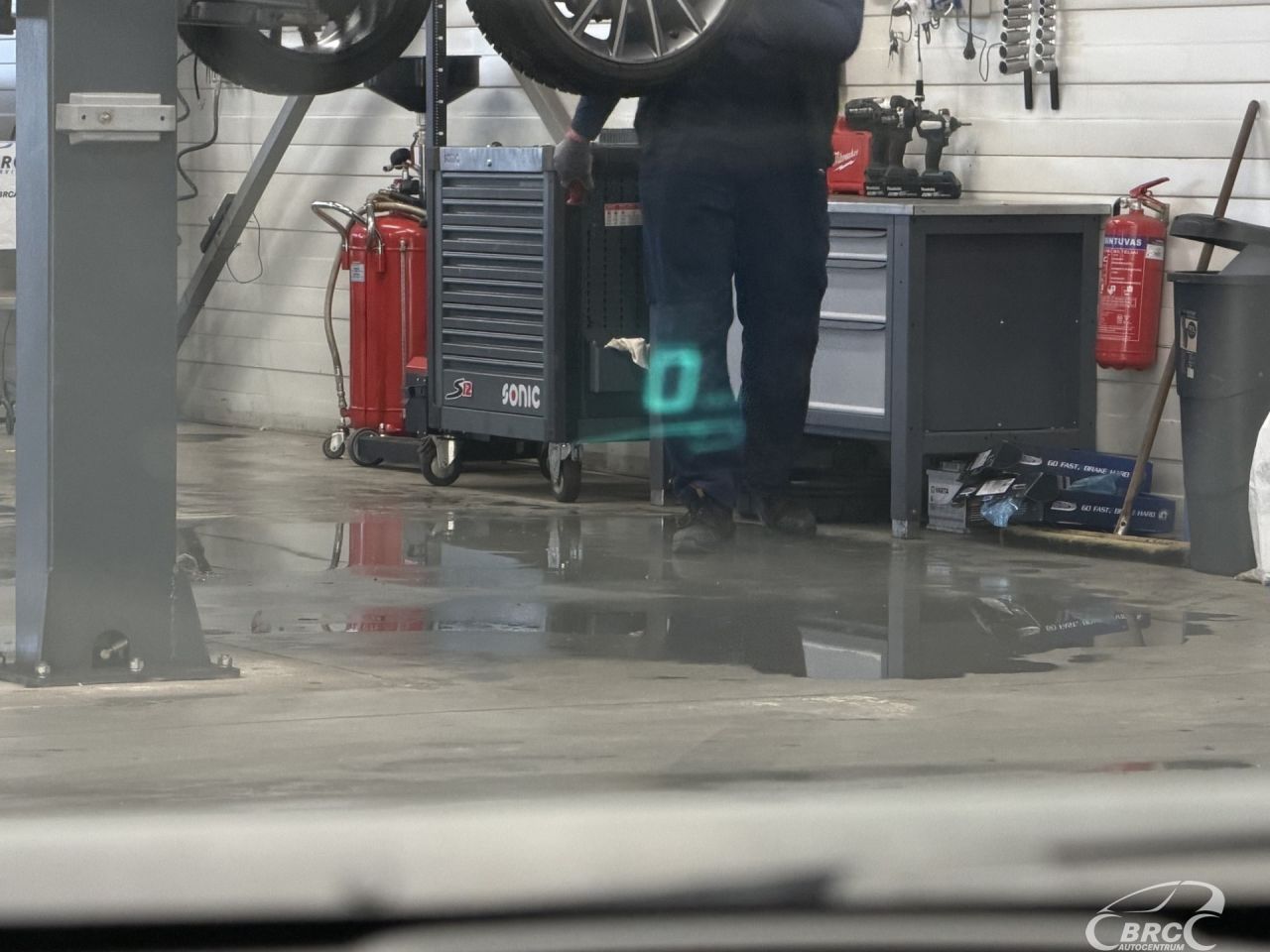 Toyota Prius | 34