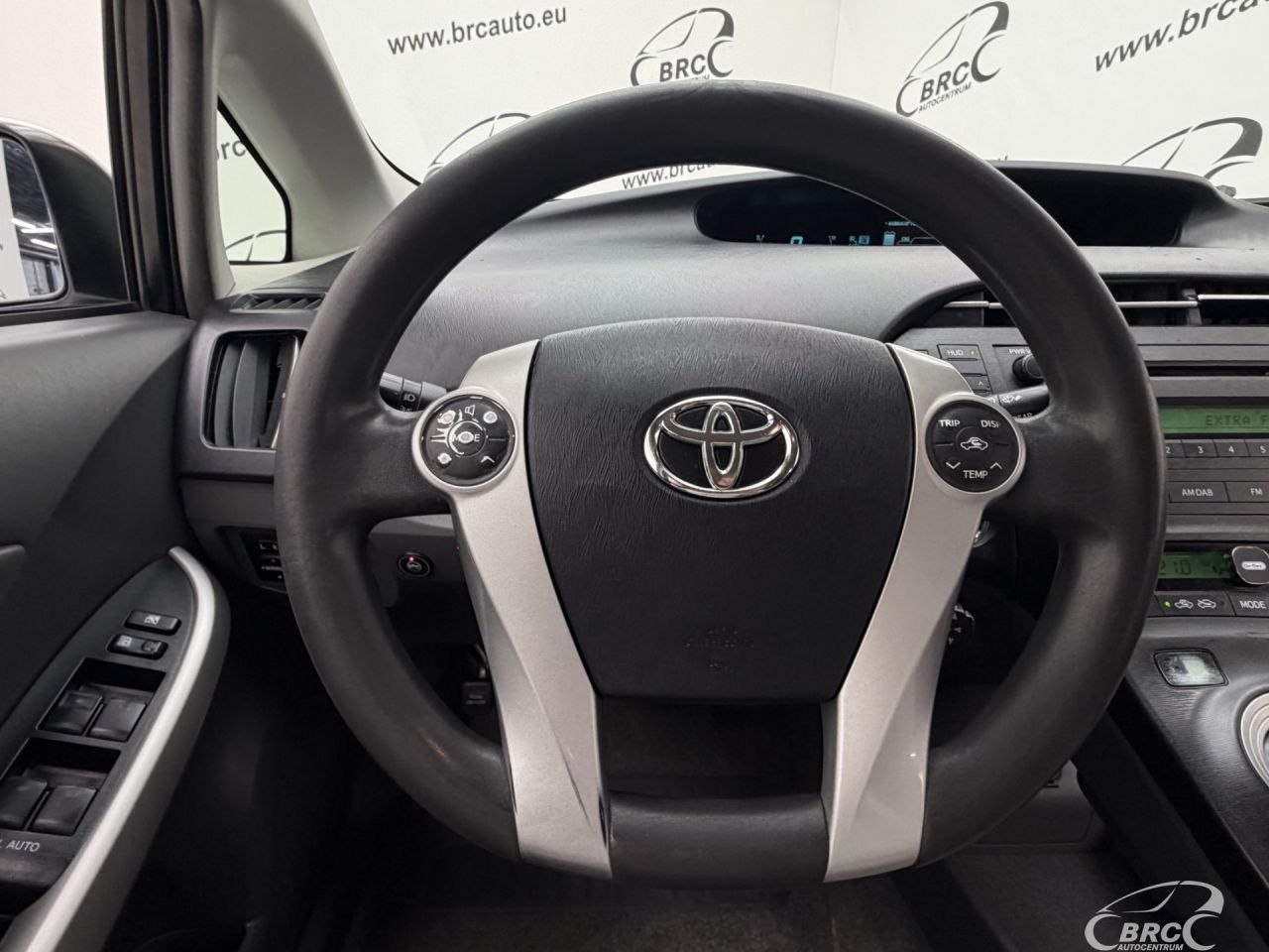 Toyota Prius | 27