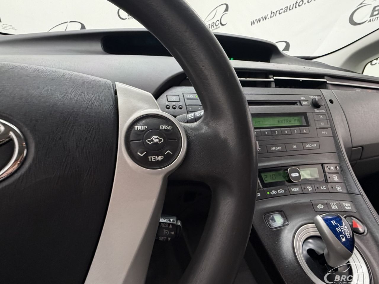 Toyota Prius | 28