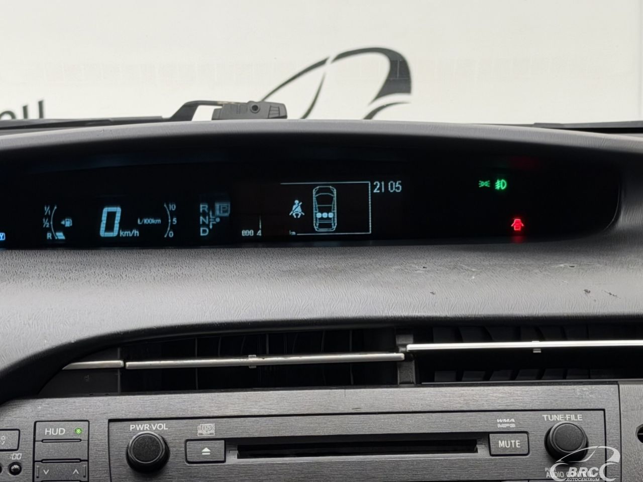 Toyota Prius | 13