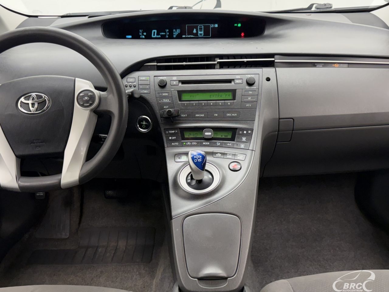 Toyota Prius | 12