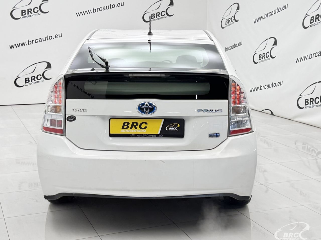 Toyota Prius | 38