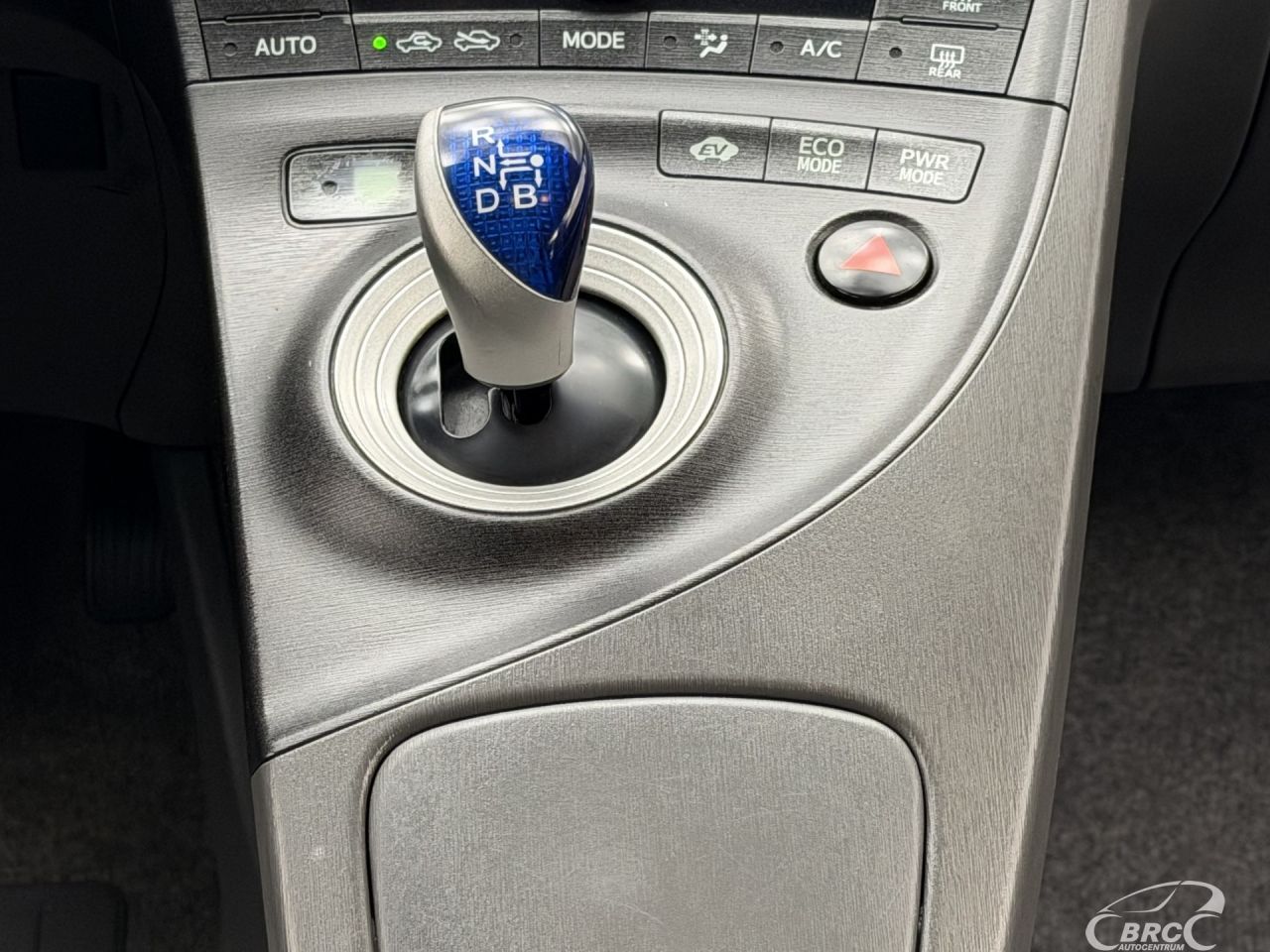 Toyota Prius | 15
