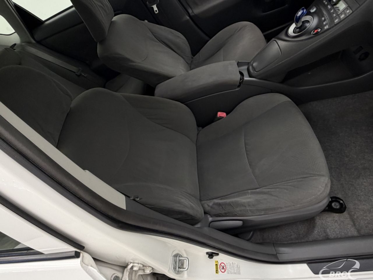 Toyota Prius | 4