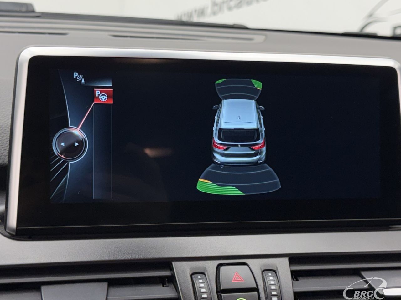 BMW 218 | 33