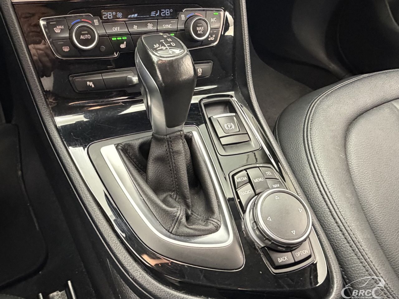 BMW 218 | 24