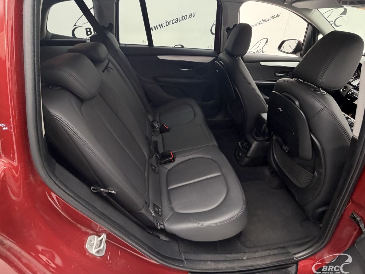 BMW 218 | 9