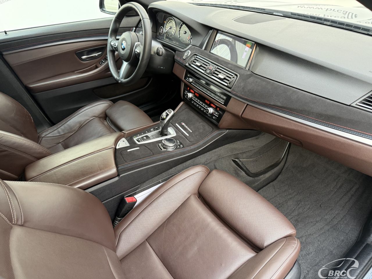 BMW M550 | 7