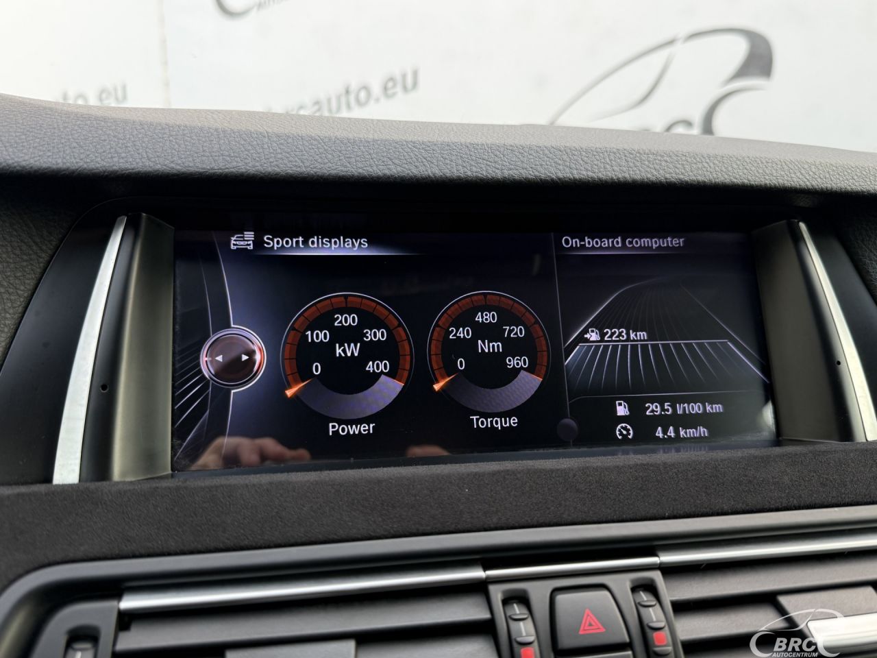 BMW M550 | 31