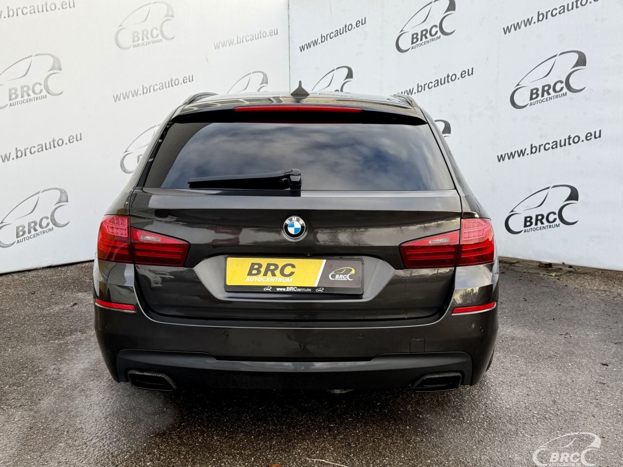 BMW M550 | 38