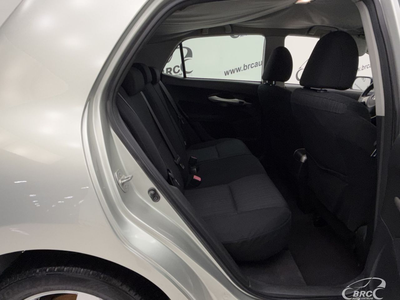 Toyota Auris | 8
