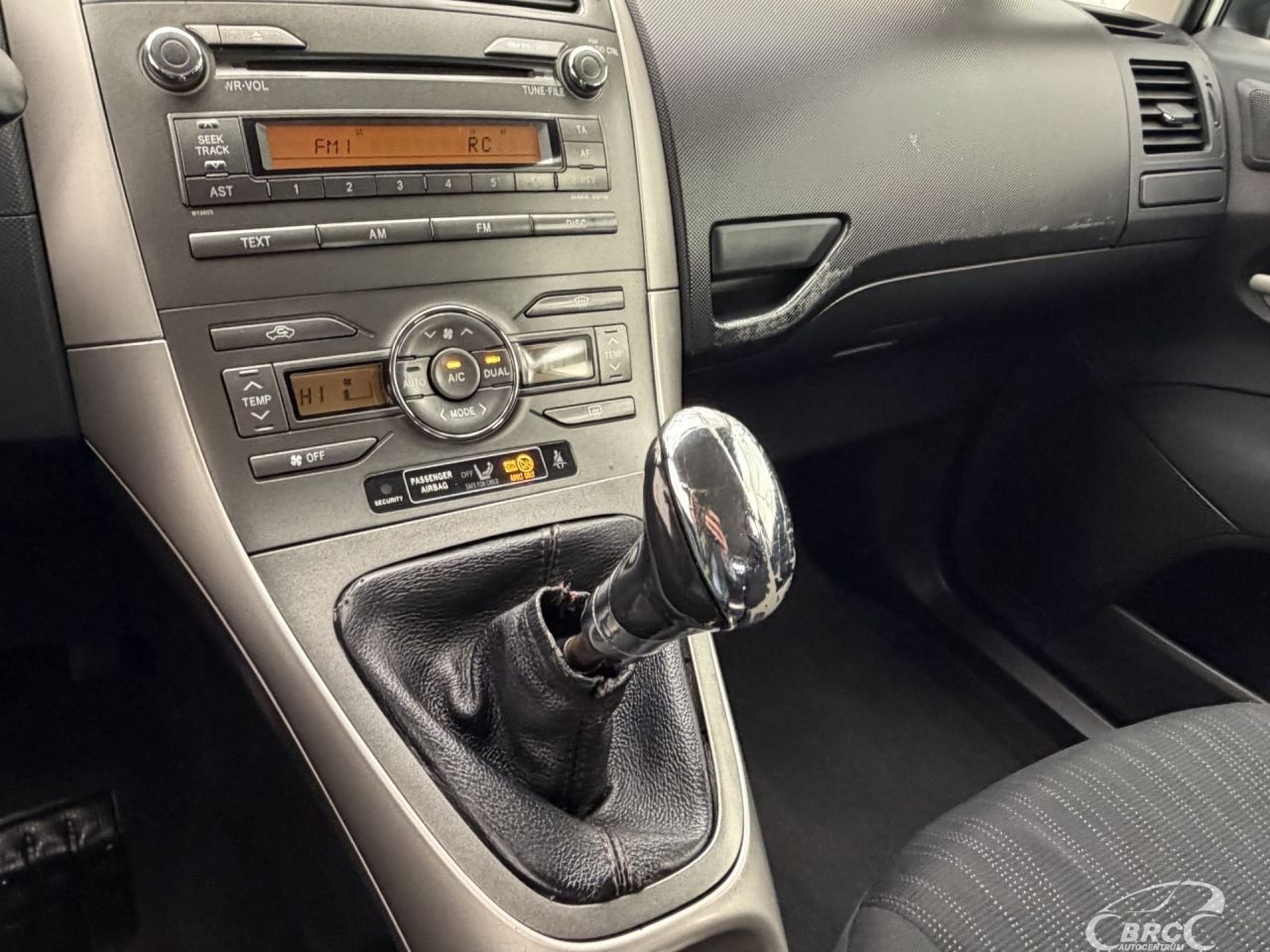 Toyota Auris | 23