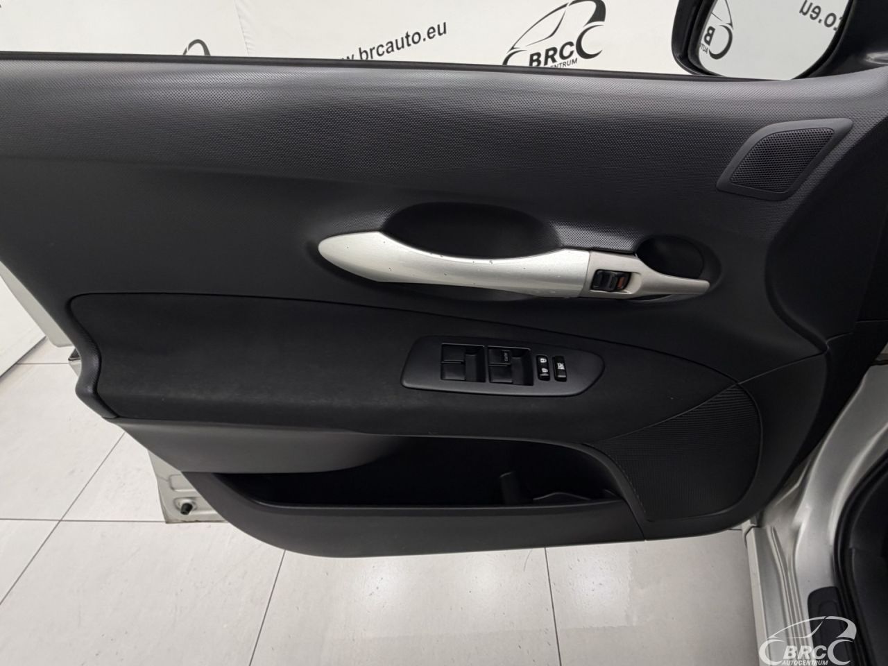 Toyota Auris | 17