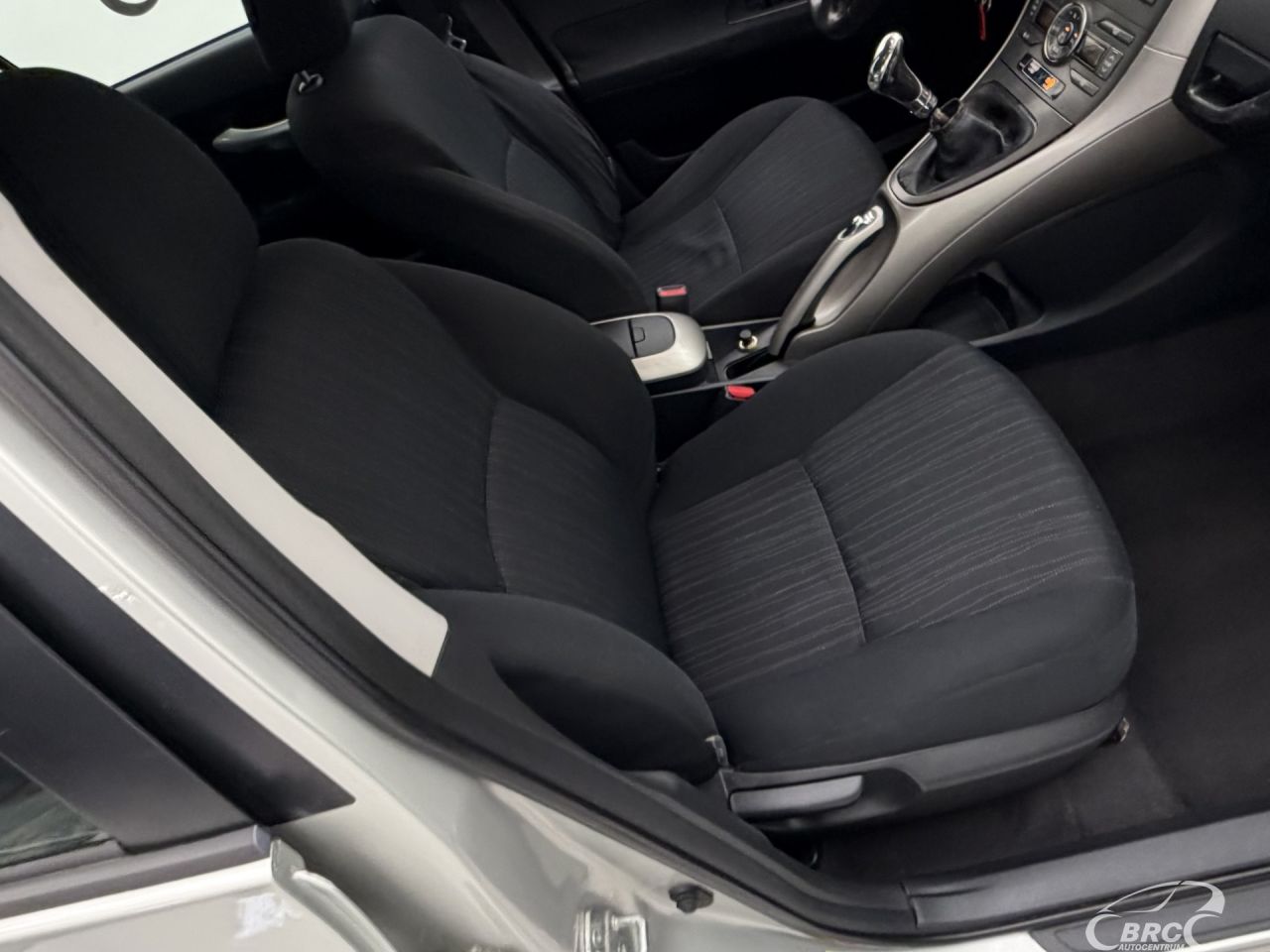 Toyota Auris | 4