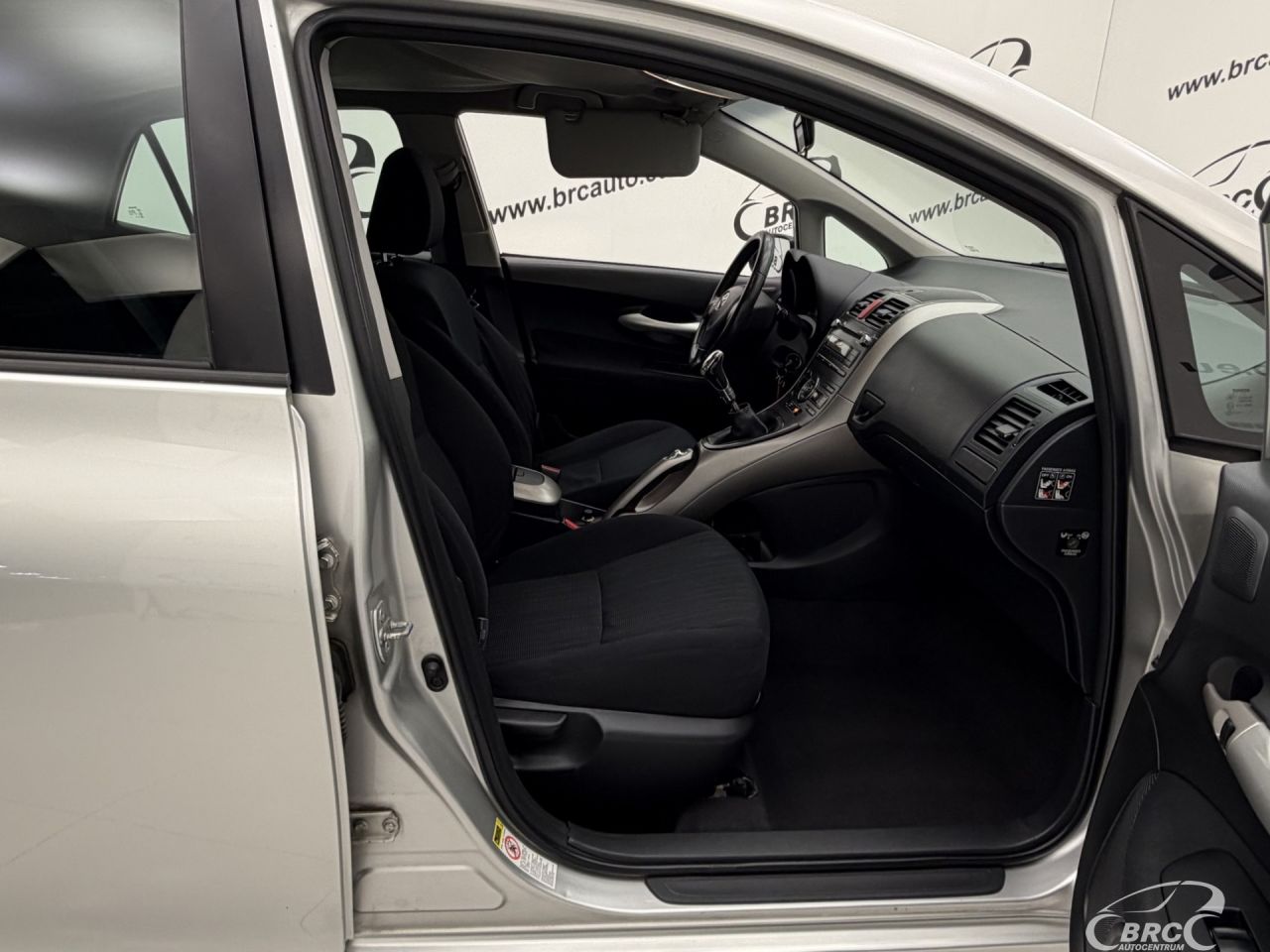 Toyota Auris | 3