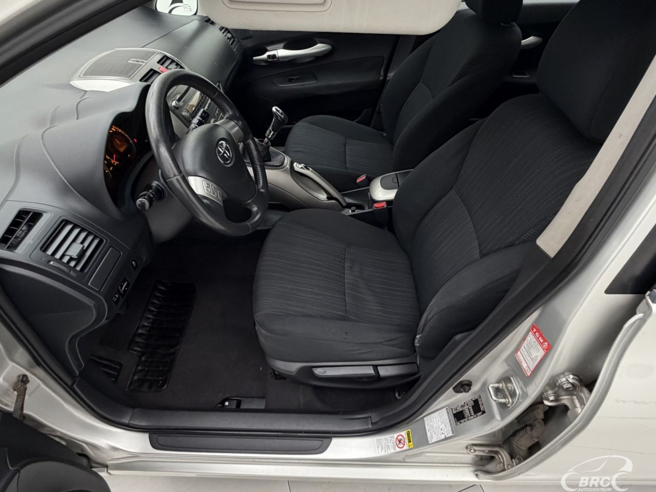 Toyota Auris | 18