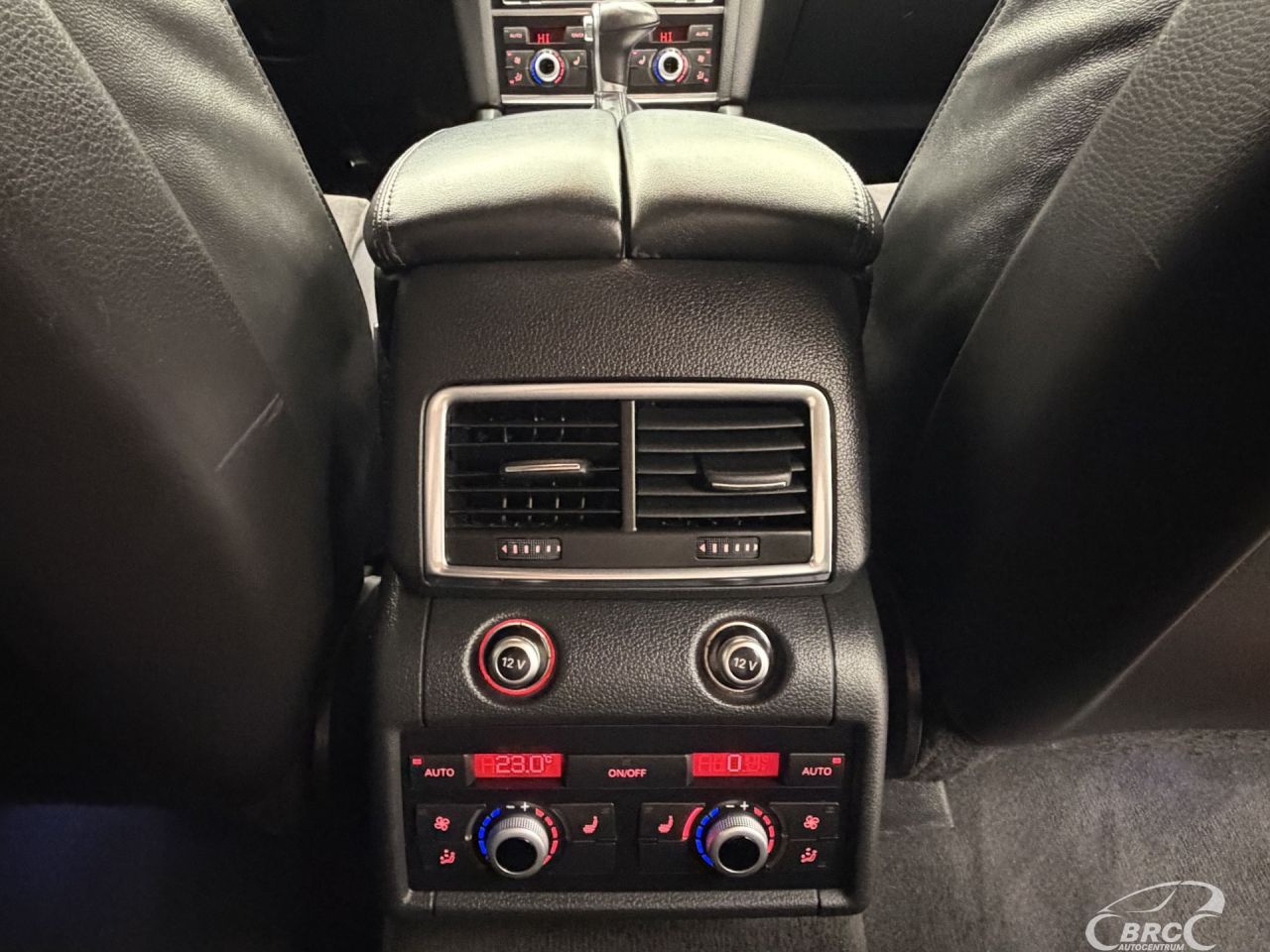 Audi Q7 | 15