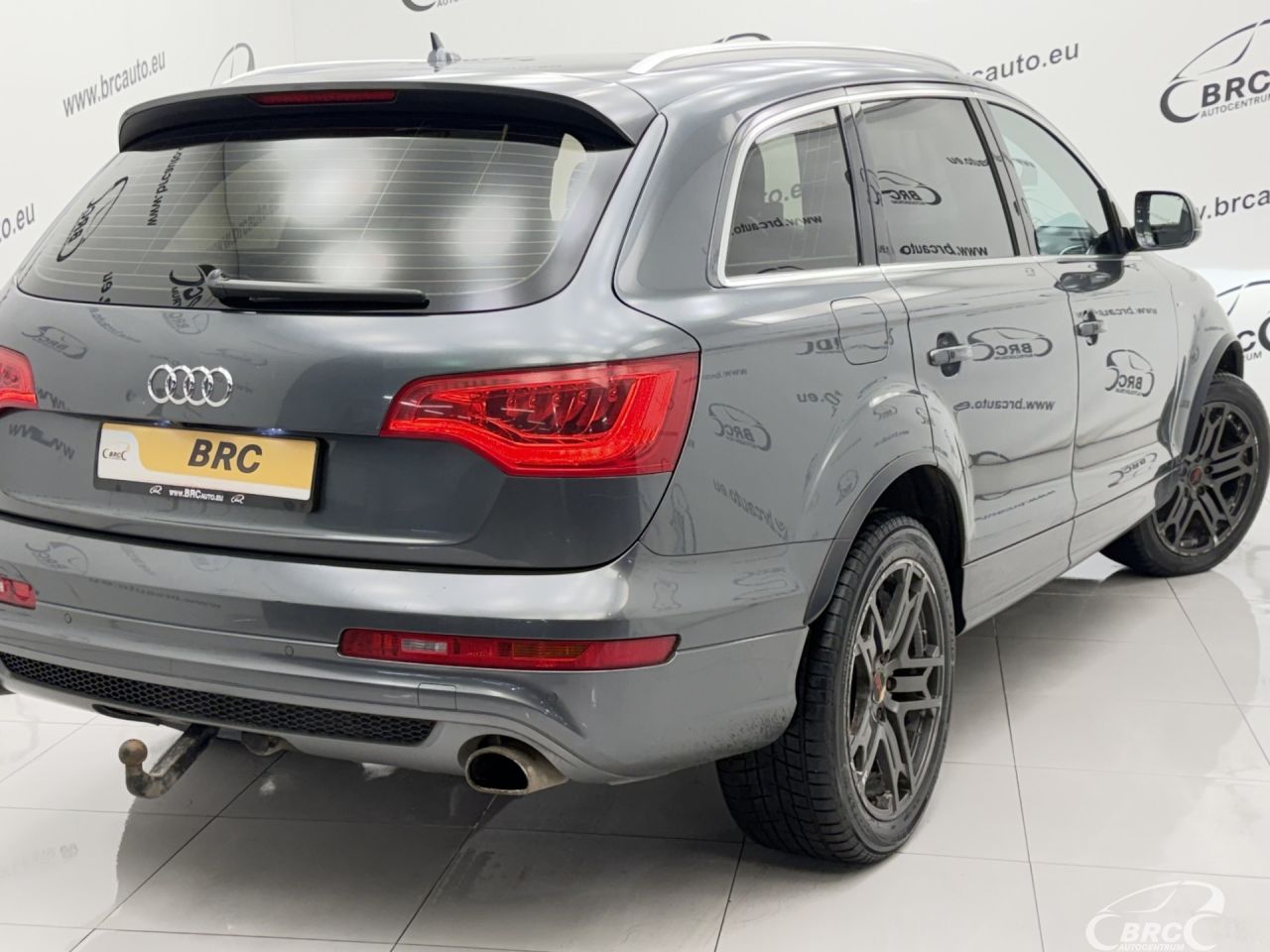 Audi Q7 | 53