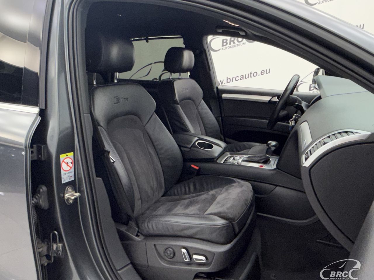 Audi Q7 | 7